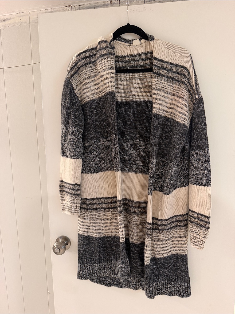GAP Long Open-Front Striped Cardigan - Cream and Gray